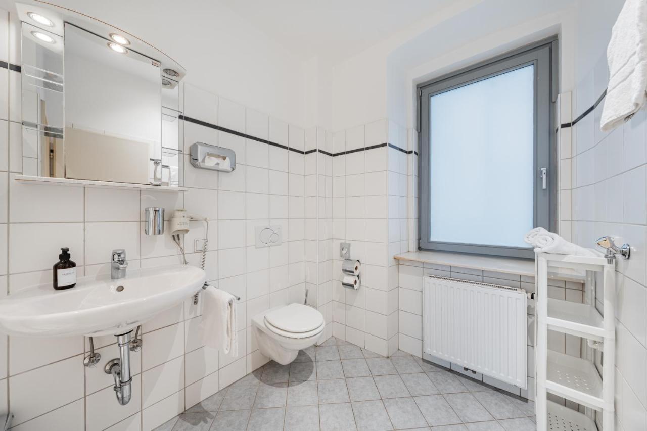 Serviced Apartments Josefstadt City Wina Bagian luar foto