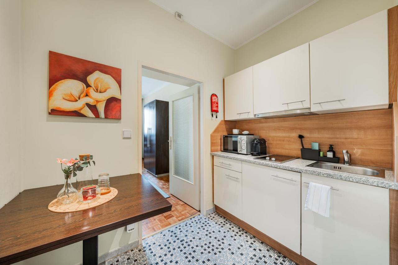 Serviced Apartments Josefstadt City Wina Bagian luar foto
